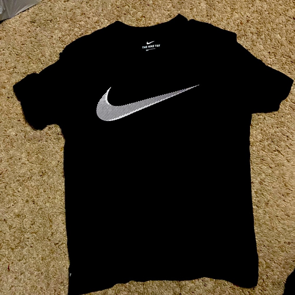 Black Nike T-shirt, Medium